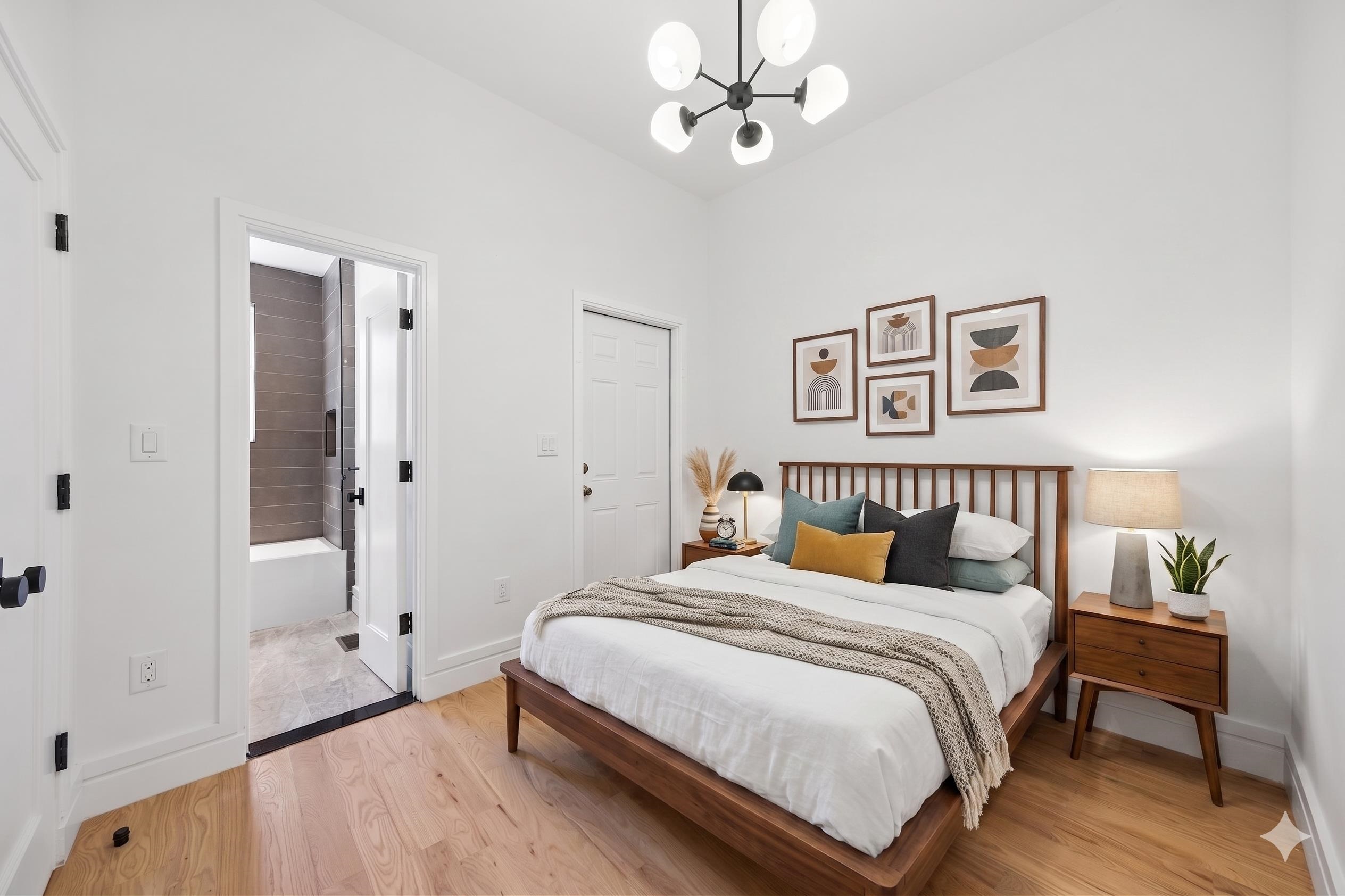 113 LINCOLN ST Unit: 1R