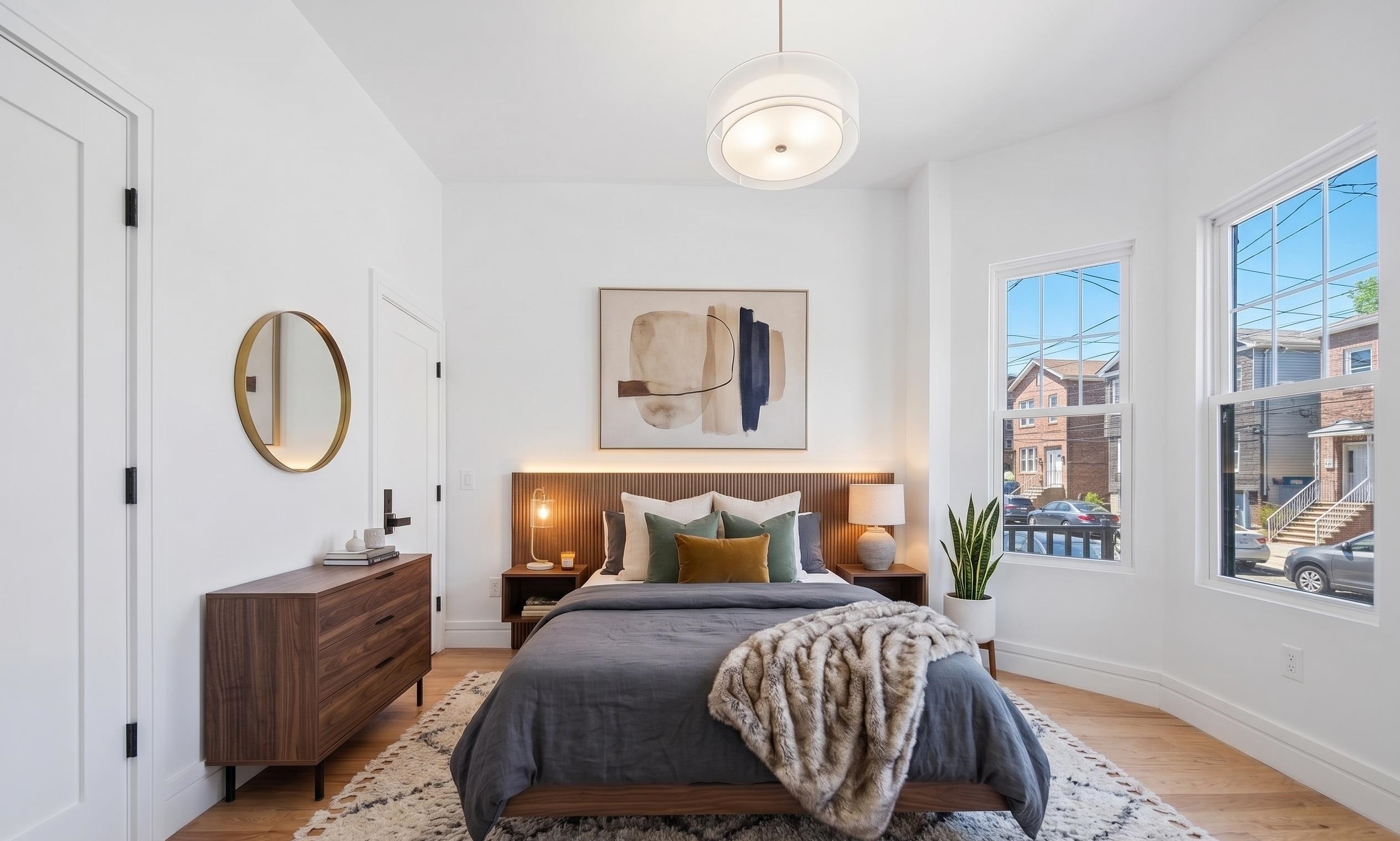 113 LINCOLN ST Unit: 1R