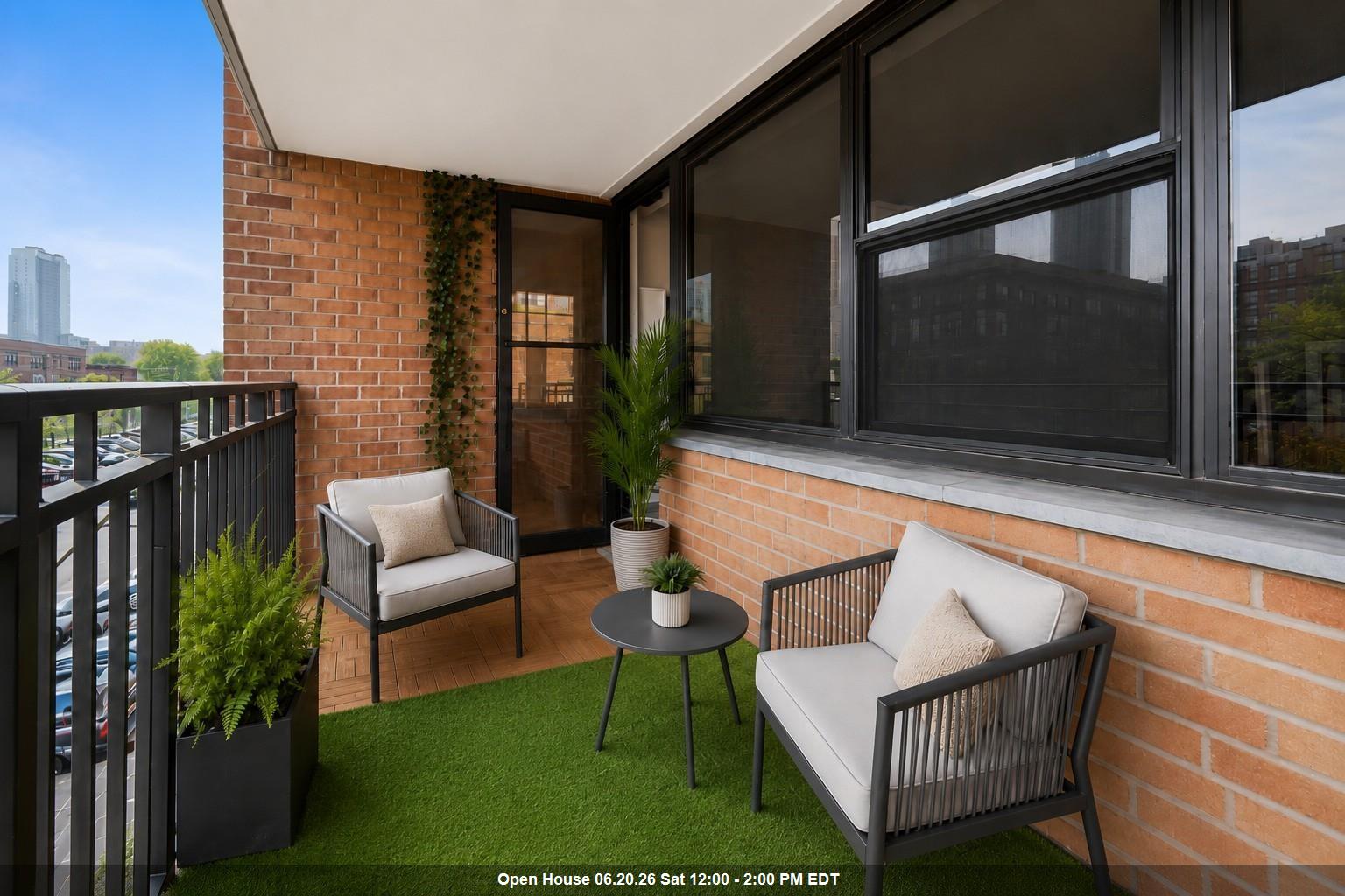 135 MONTGOMERY ST Unit: 3