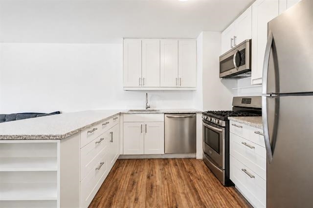 135 MONTGOMERY ST Unit: 3