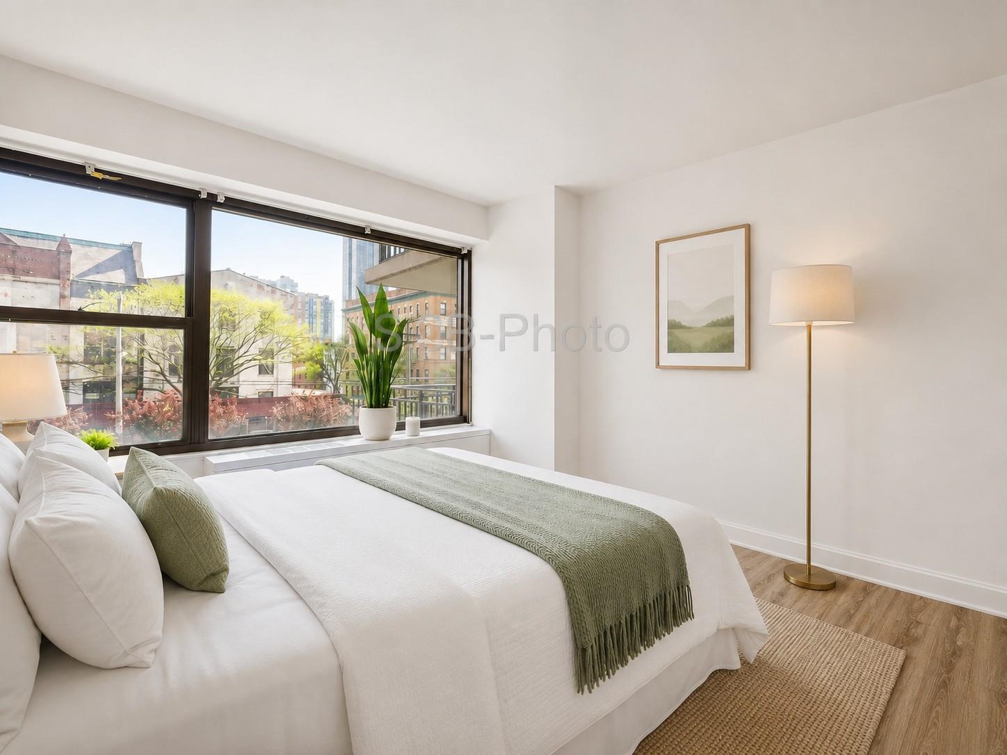 135 MONTGOMERY ST Unit: 3