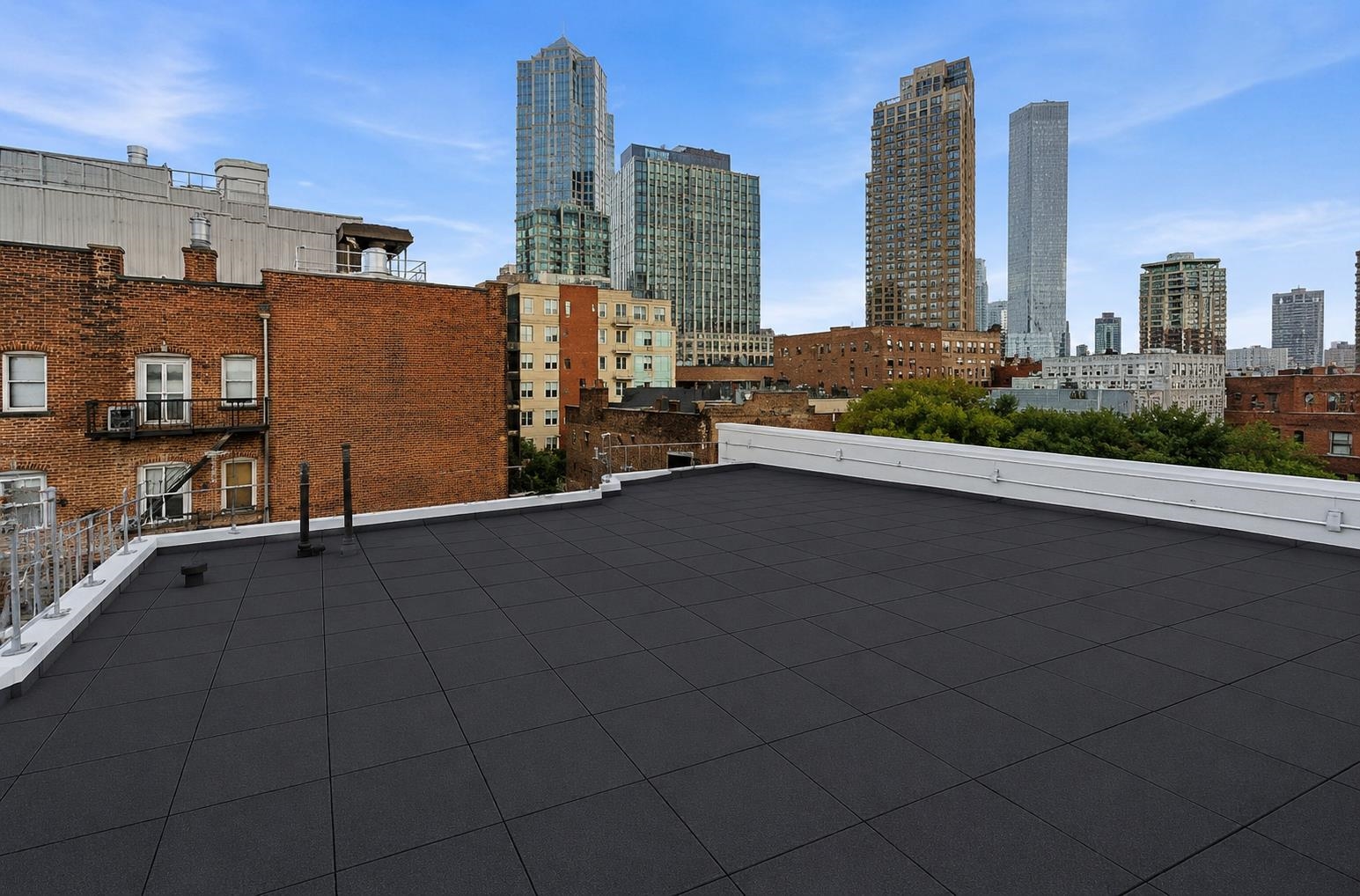 25 HIGH ST Unit: 4