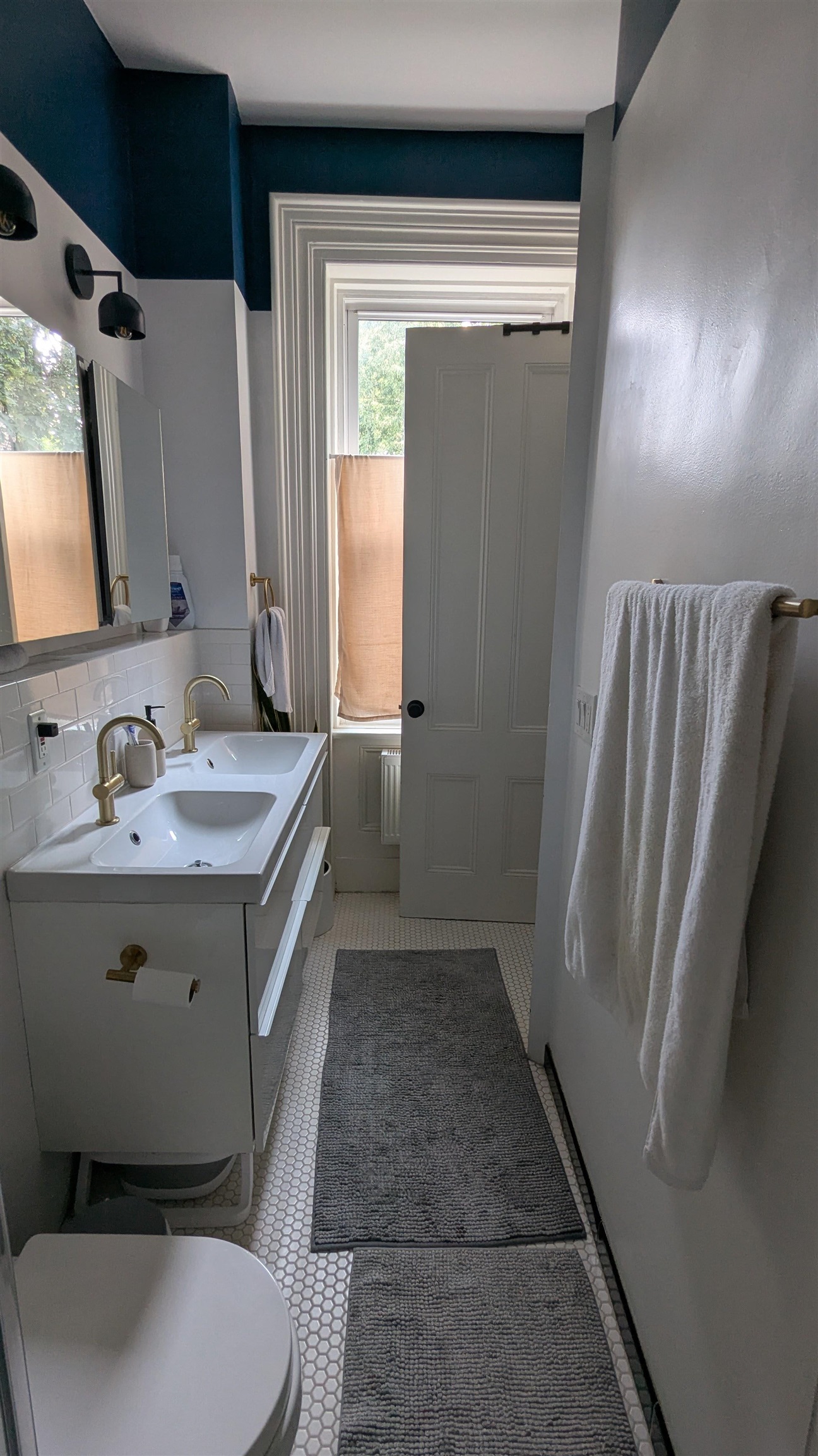 275 8TH ST Unit: 2