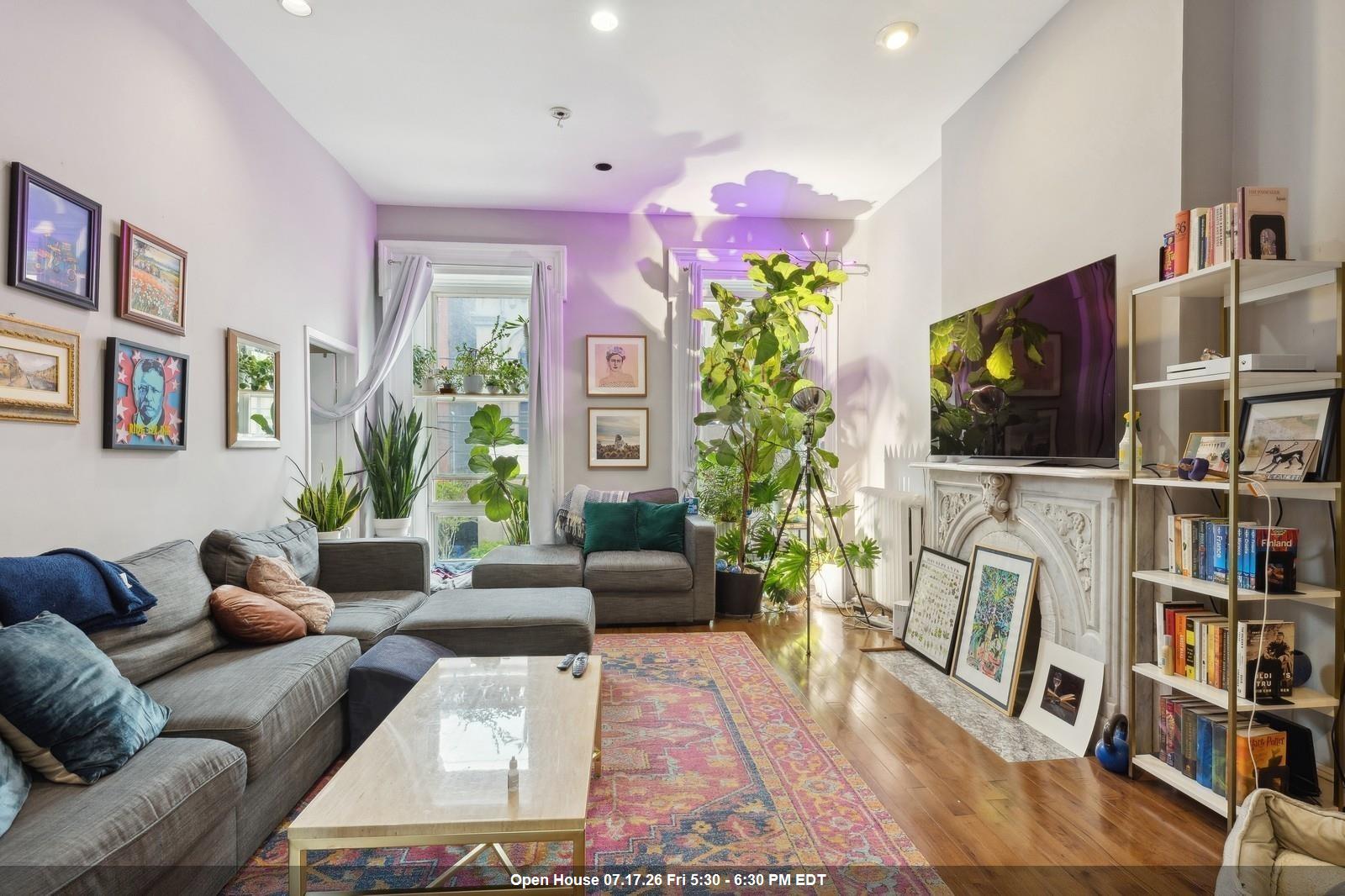 243 MONTGOMERY ST Unit: 2