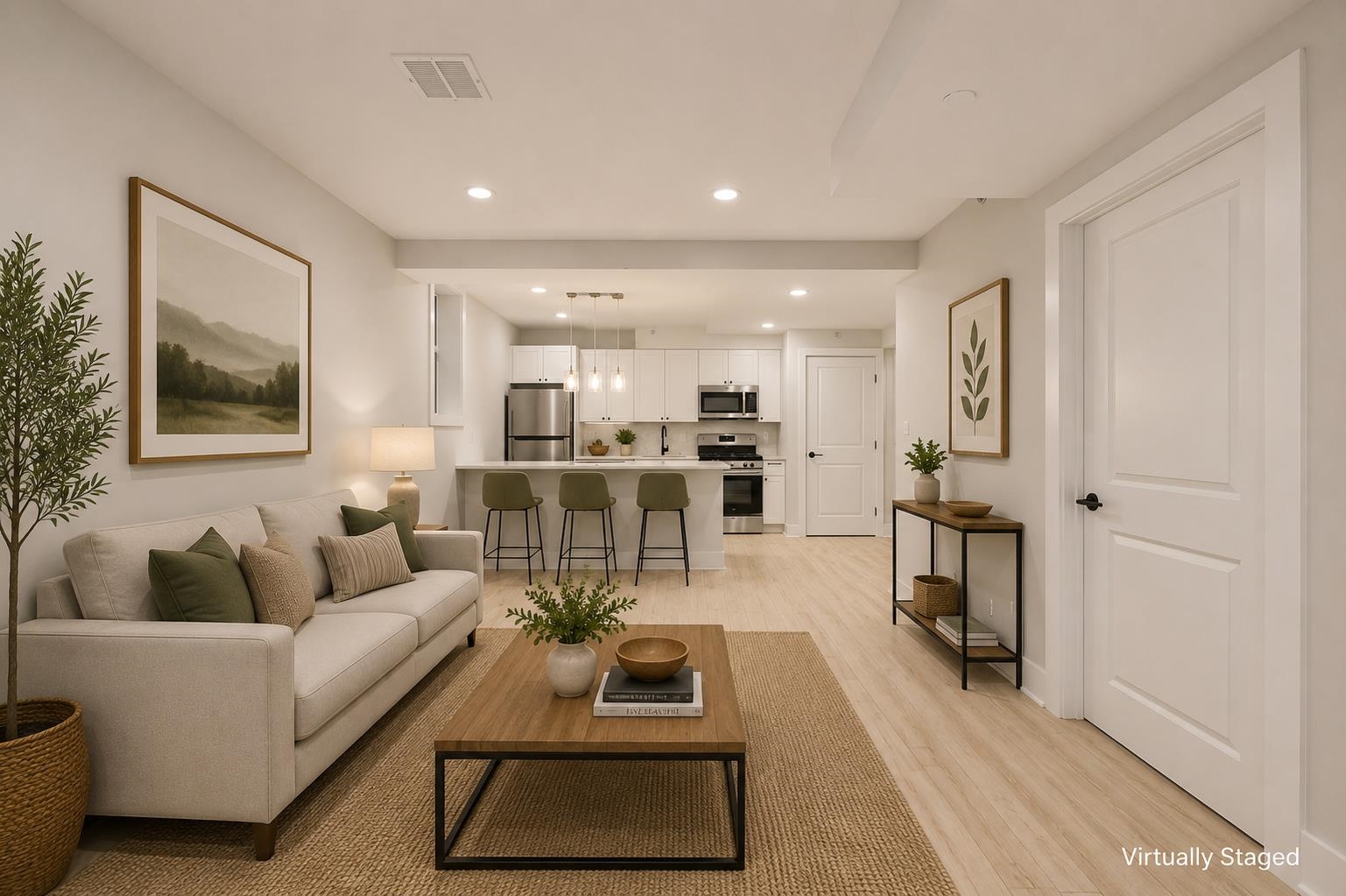 104 GLENWOOD AVE Unit: 004