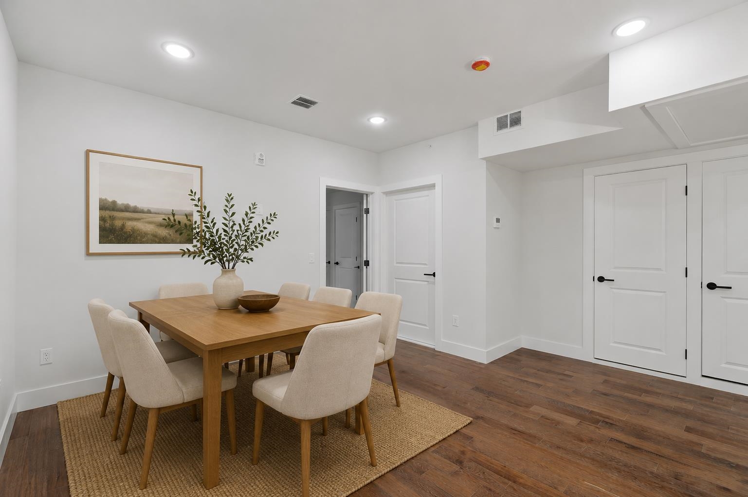104 GLENWOOD AVE Unit: 104