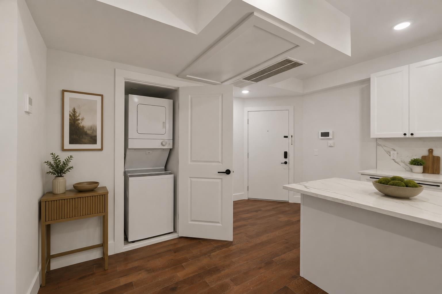 104 GLENWOOD AVE Unit: 104