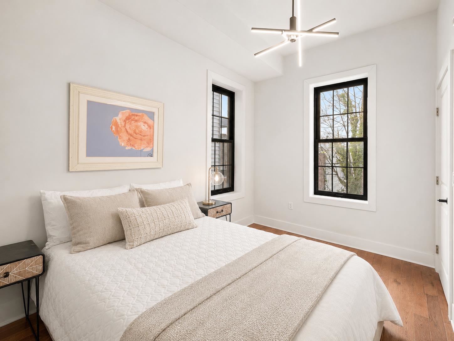 547 PALISADE AVE Unit: 2