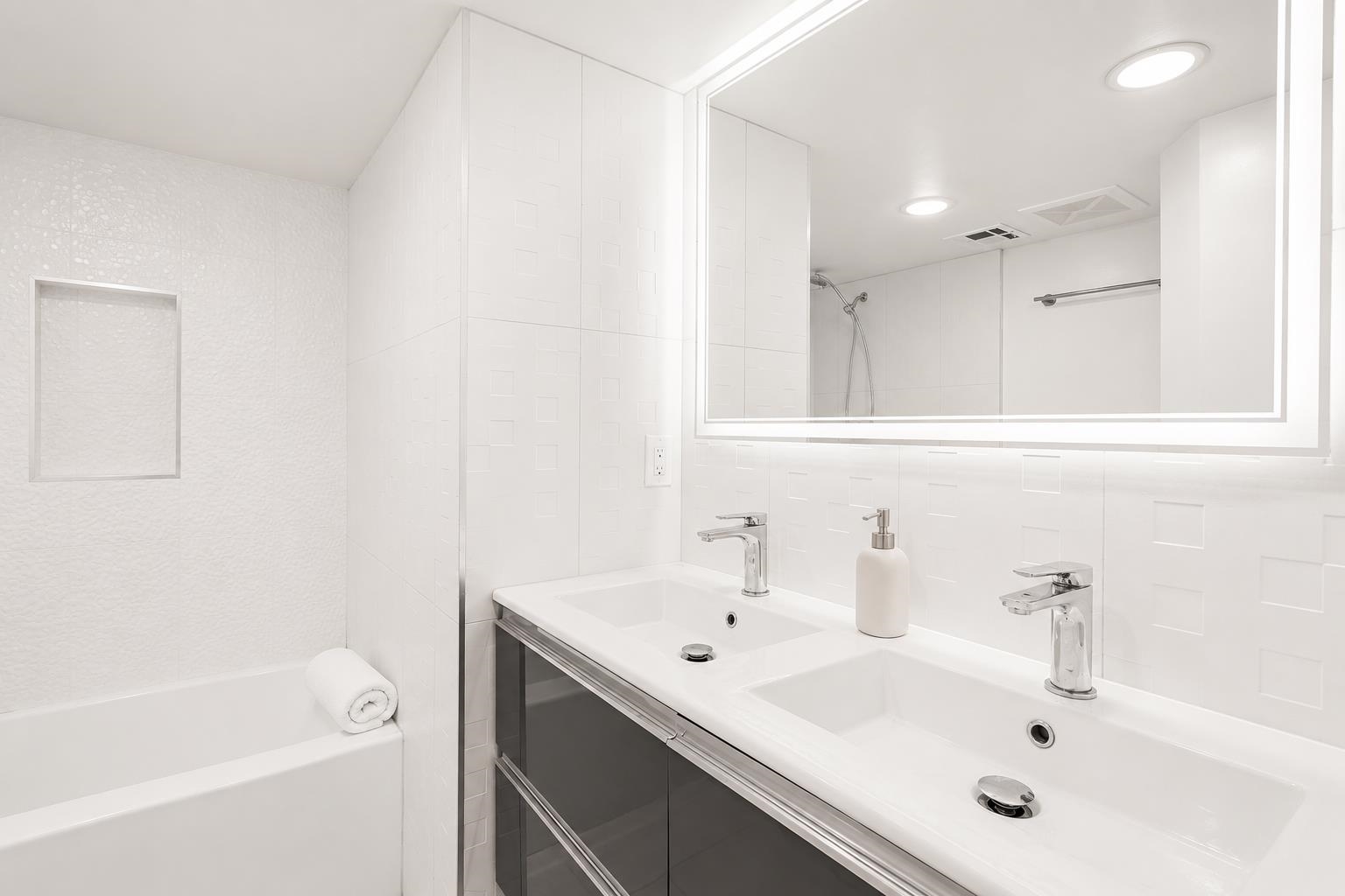 547 PALISADE AVE Unit: 2