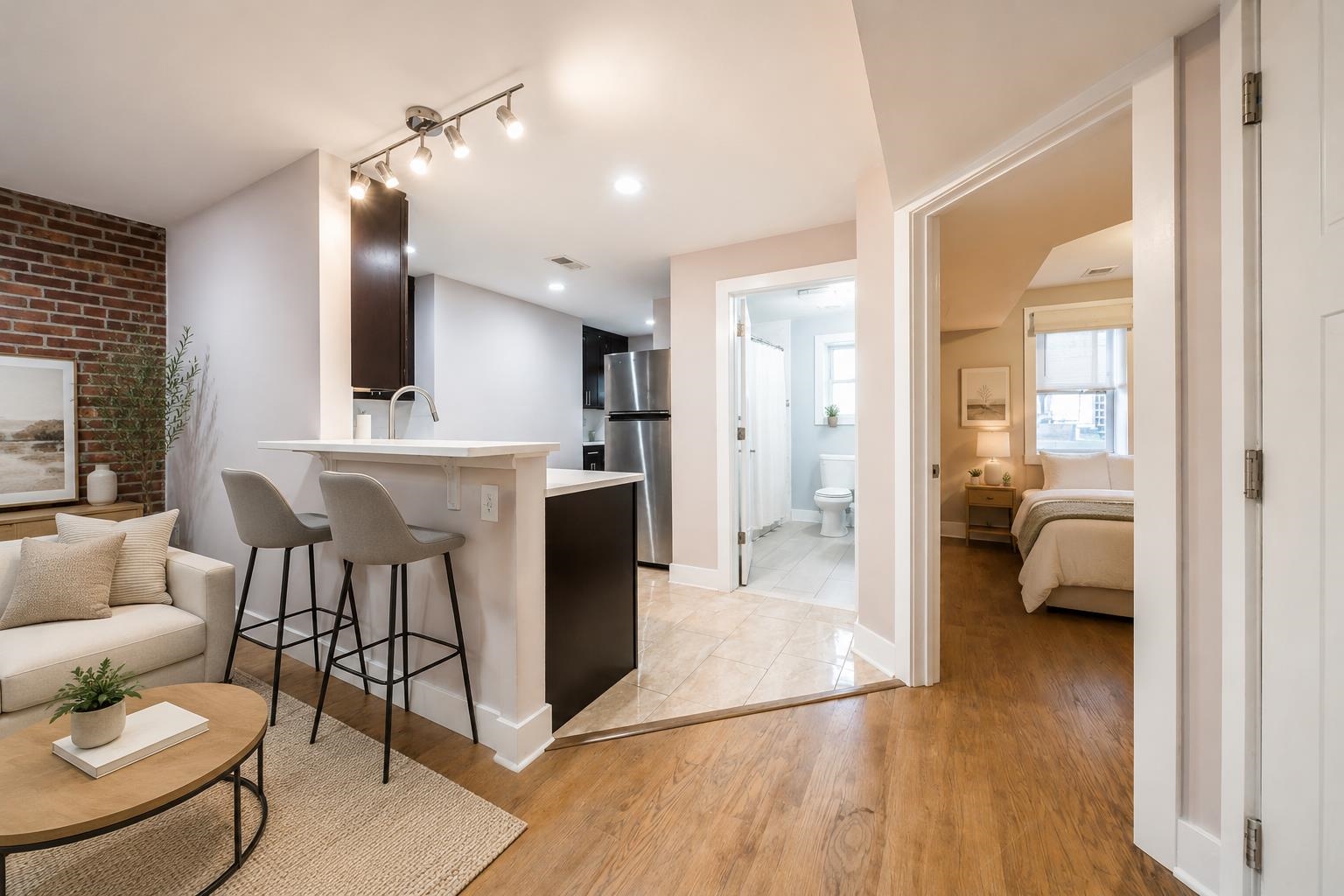 165 WEBSTER AVE Unit: 1