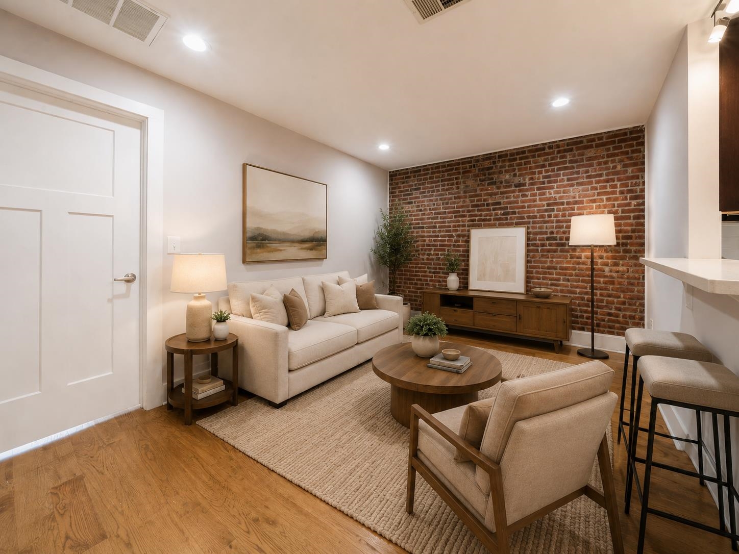 165 WEBSTER AVE Unit: 1