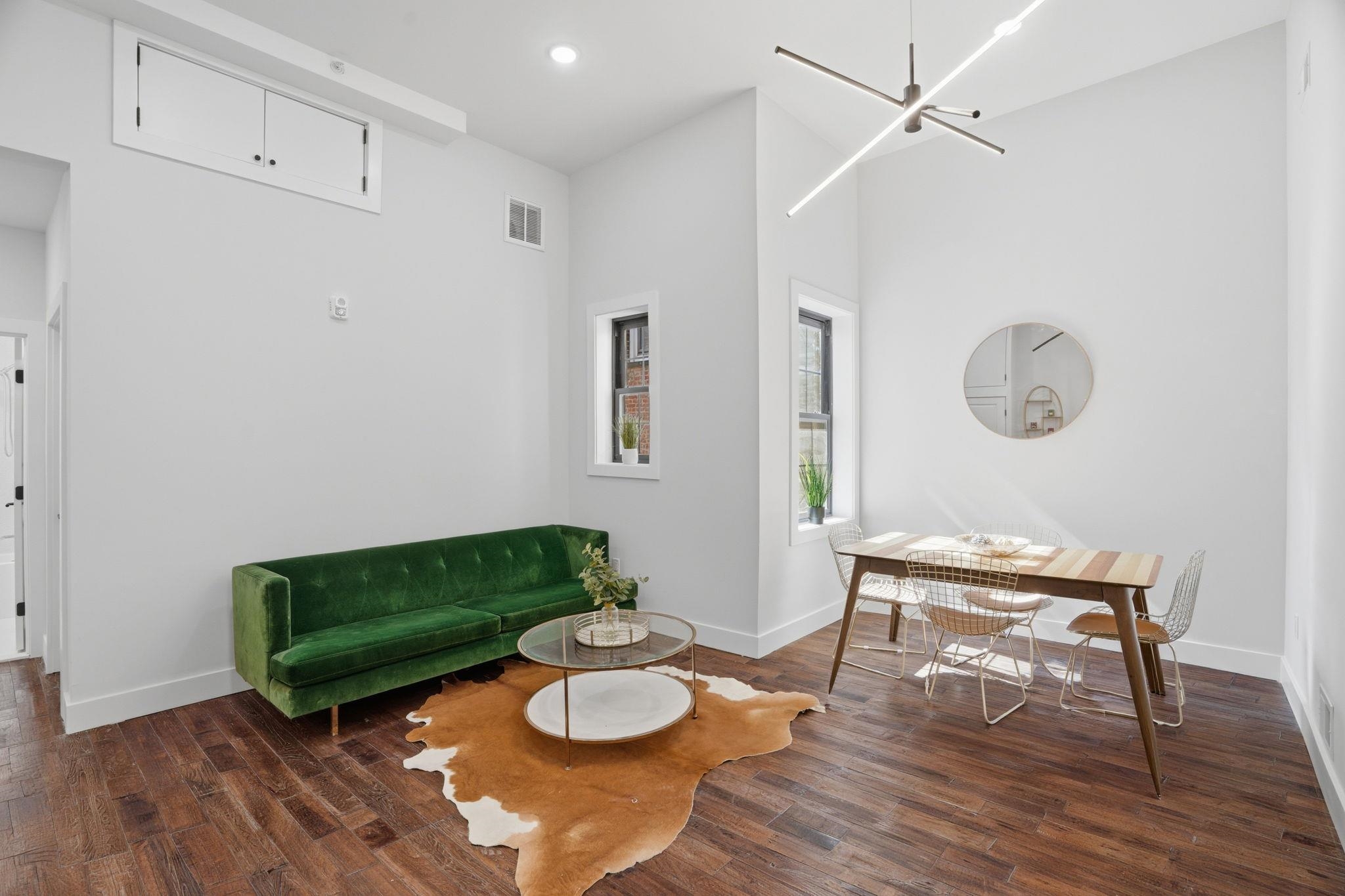 104 GLENWOOD AVE Unit: 302