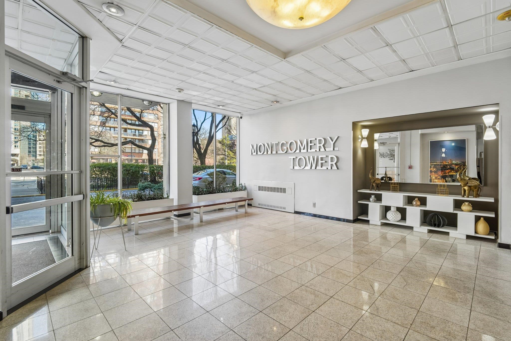 135 MONTGOMERY ST Unit: 16-A