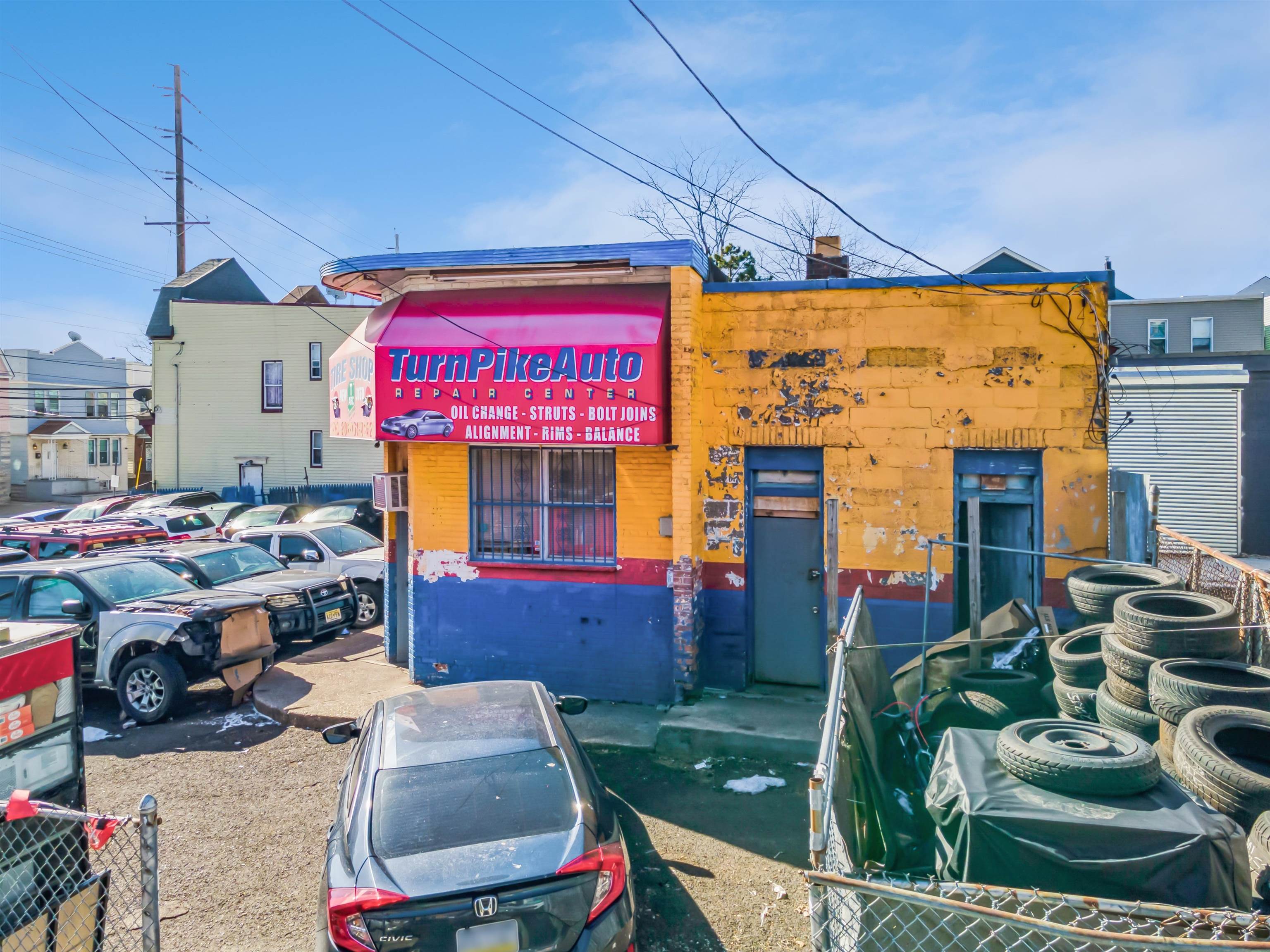 3-7 BAYVIEW AVE