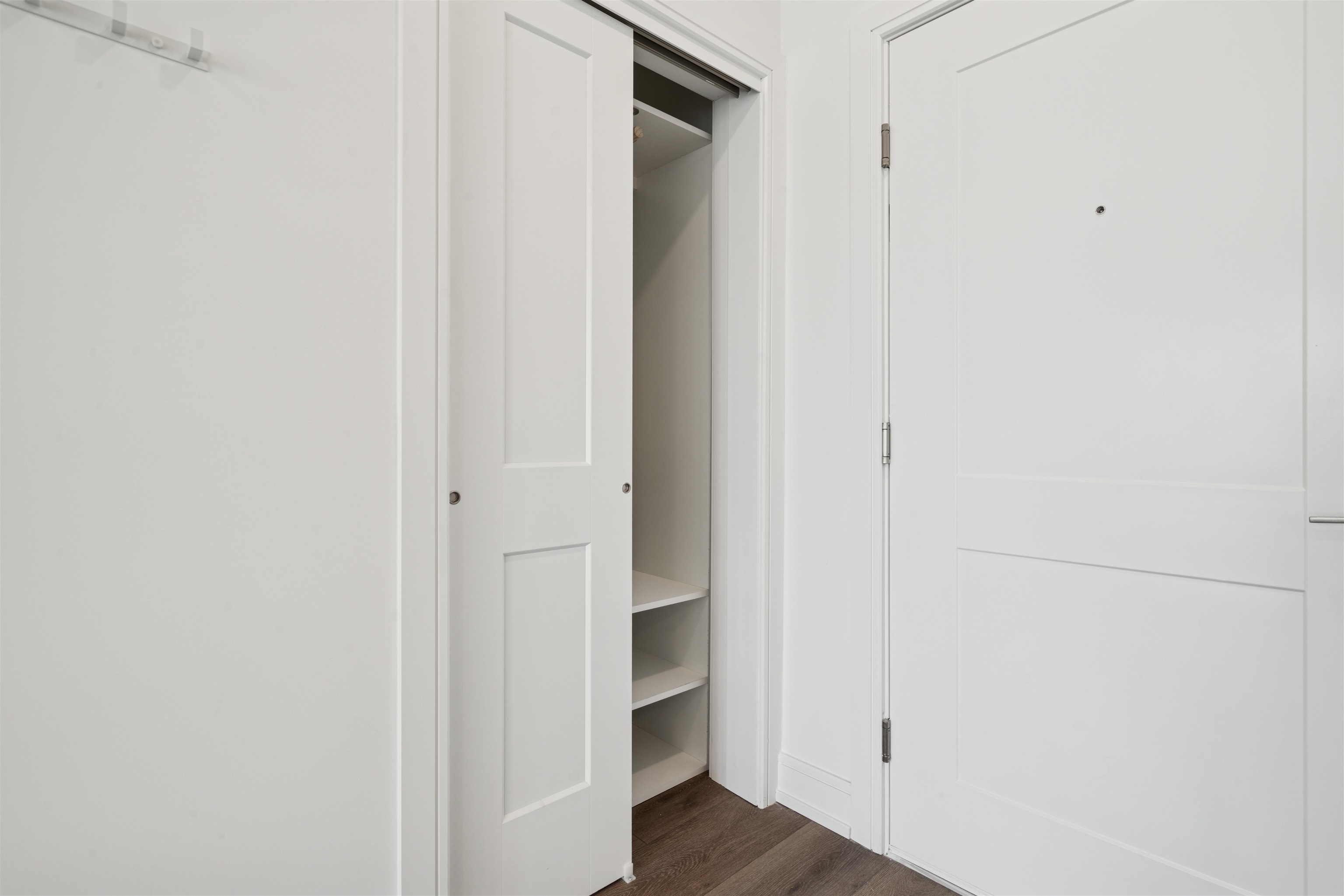 32 JONES ST Unit: 302