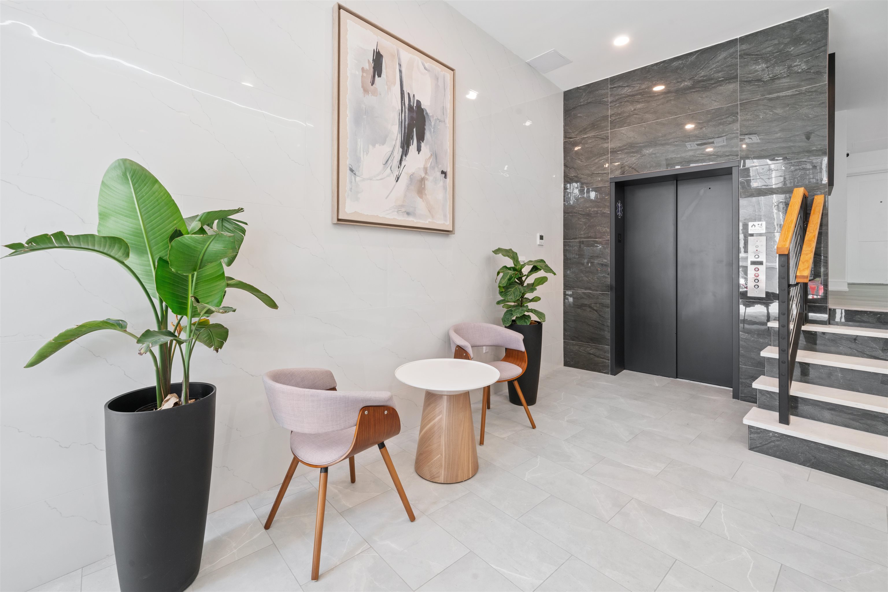 32 JONES ST Unit: 302