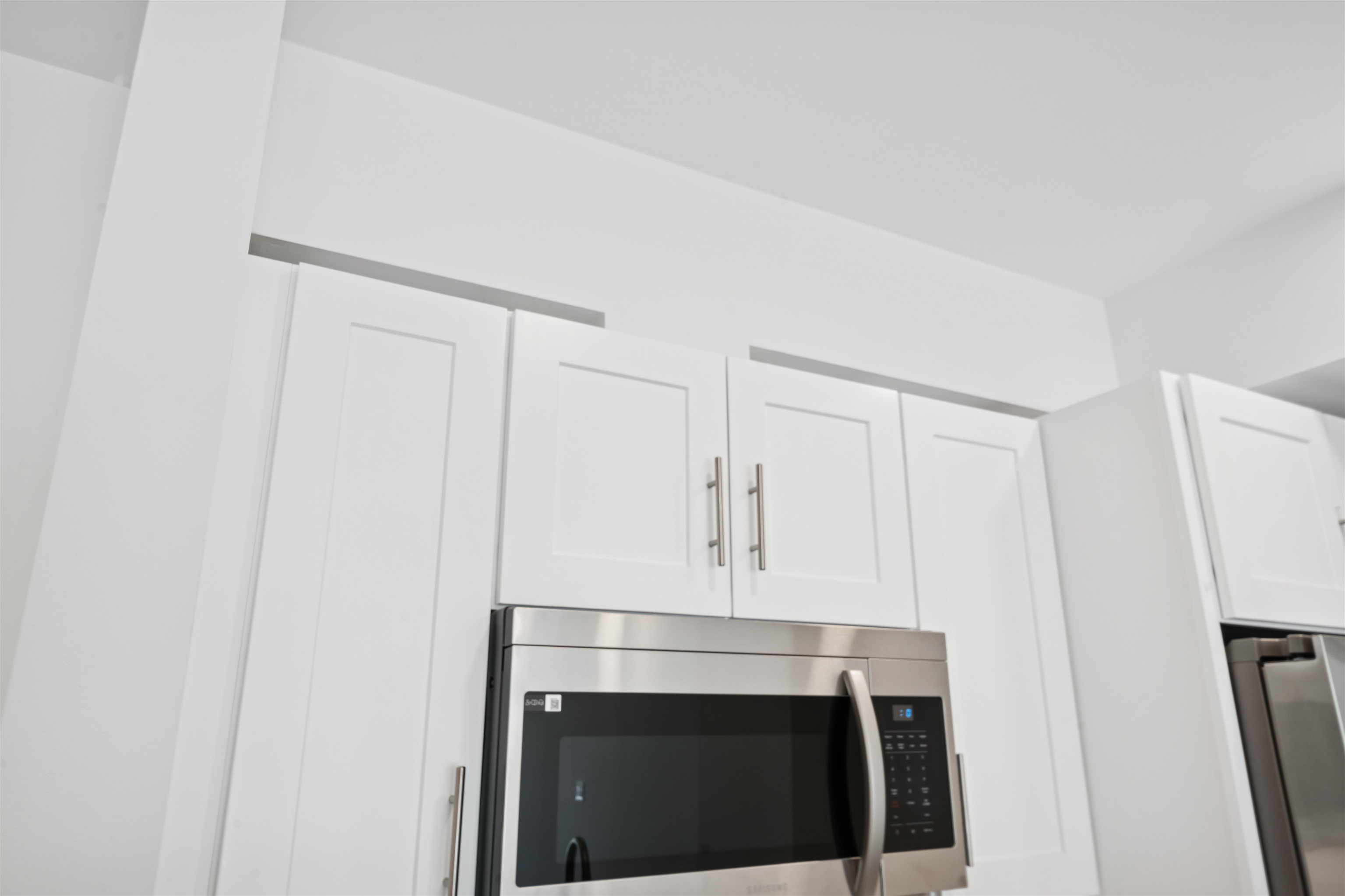 32 JONES ST Unit: 302