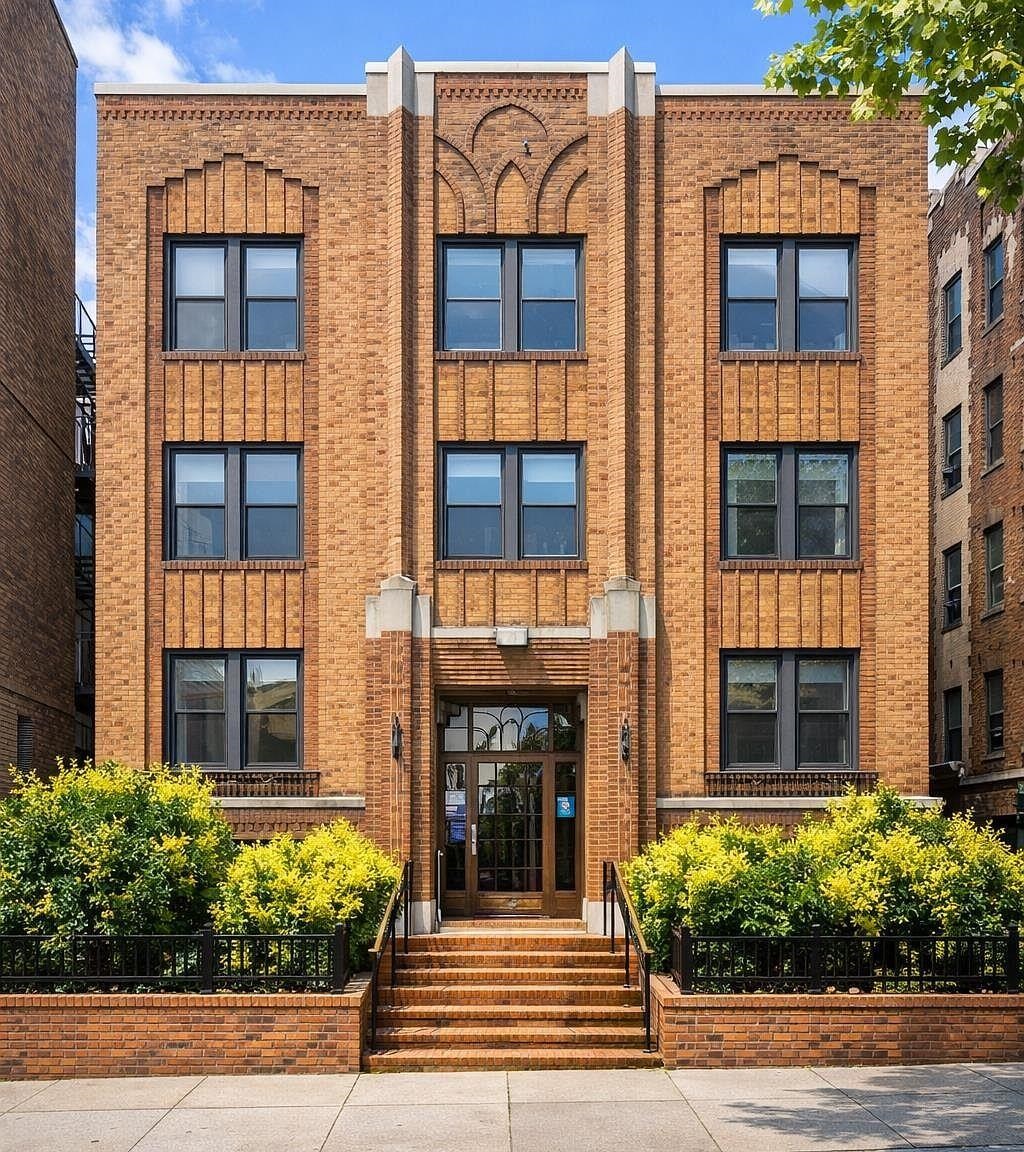 104 GLENWOOD AVE Unit: 104