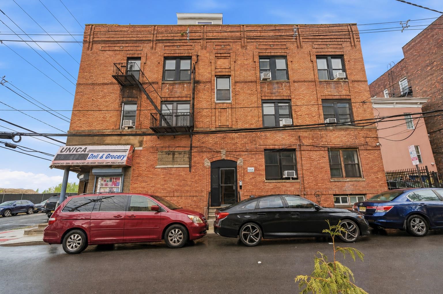 25 HIGH ST Unit: 3