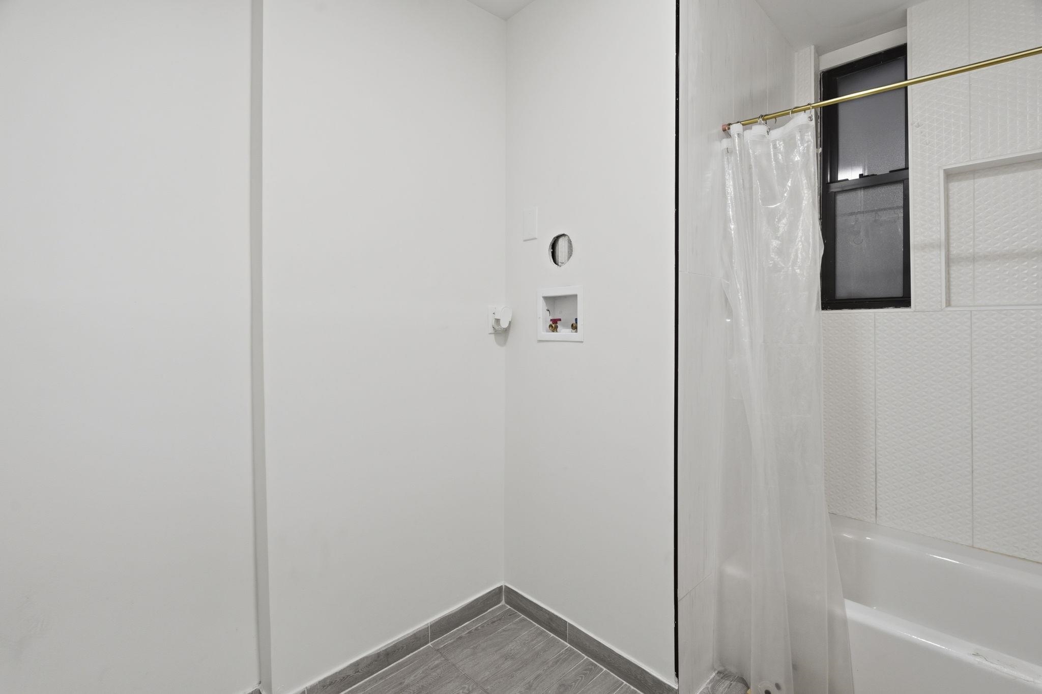 25 HIGH ST Unit: 3