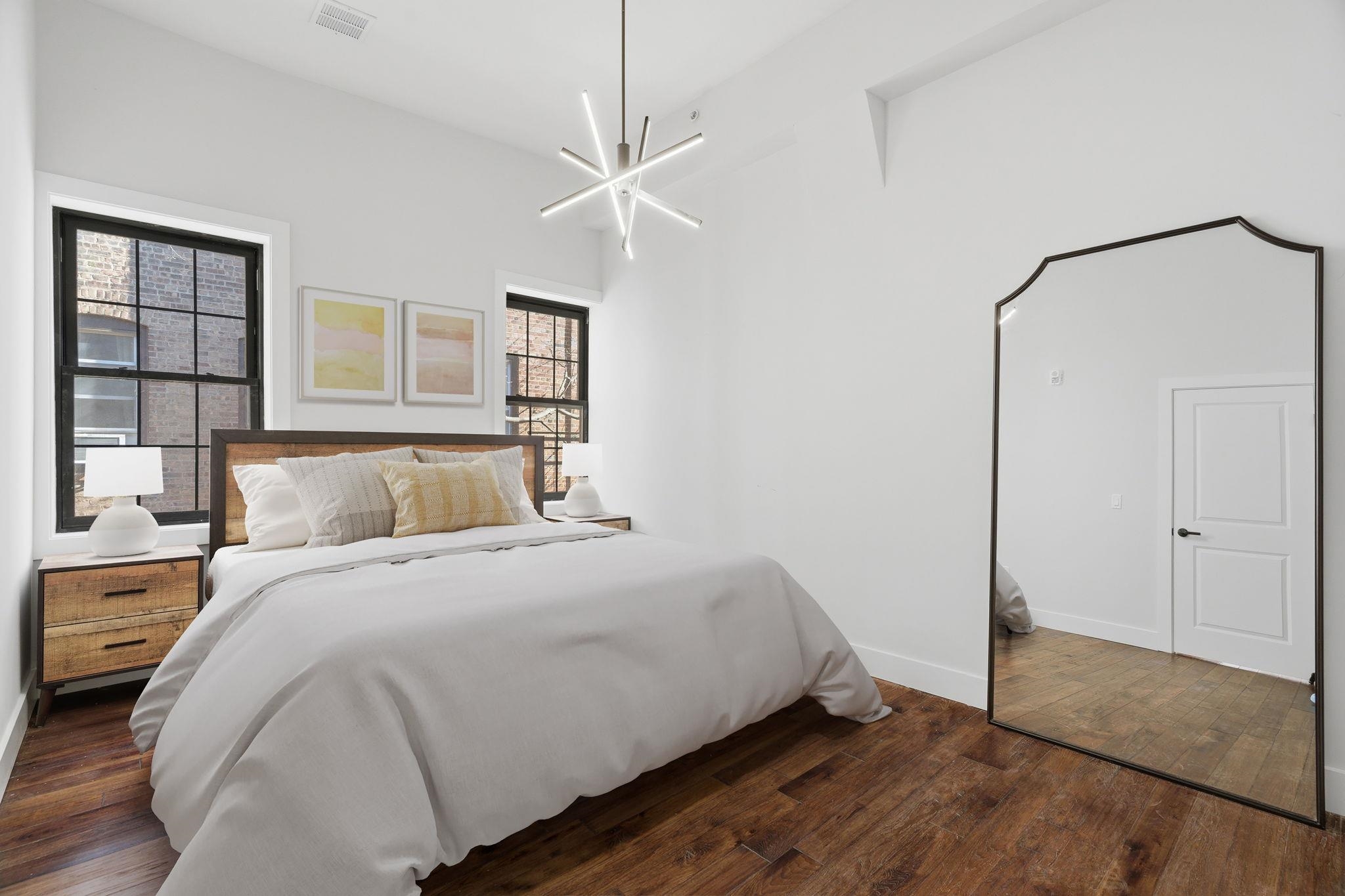 104 GLENWOOD AVE Unit: 205