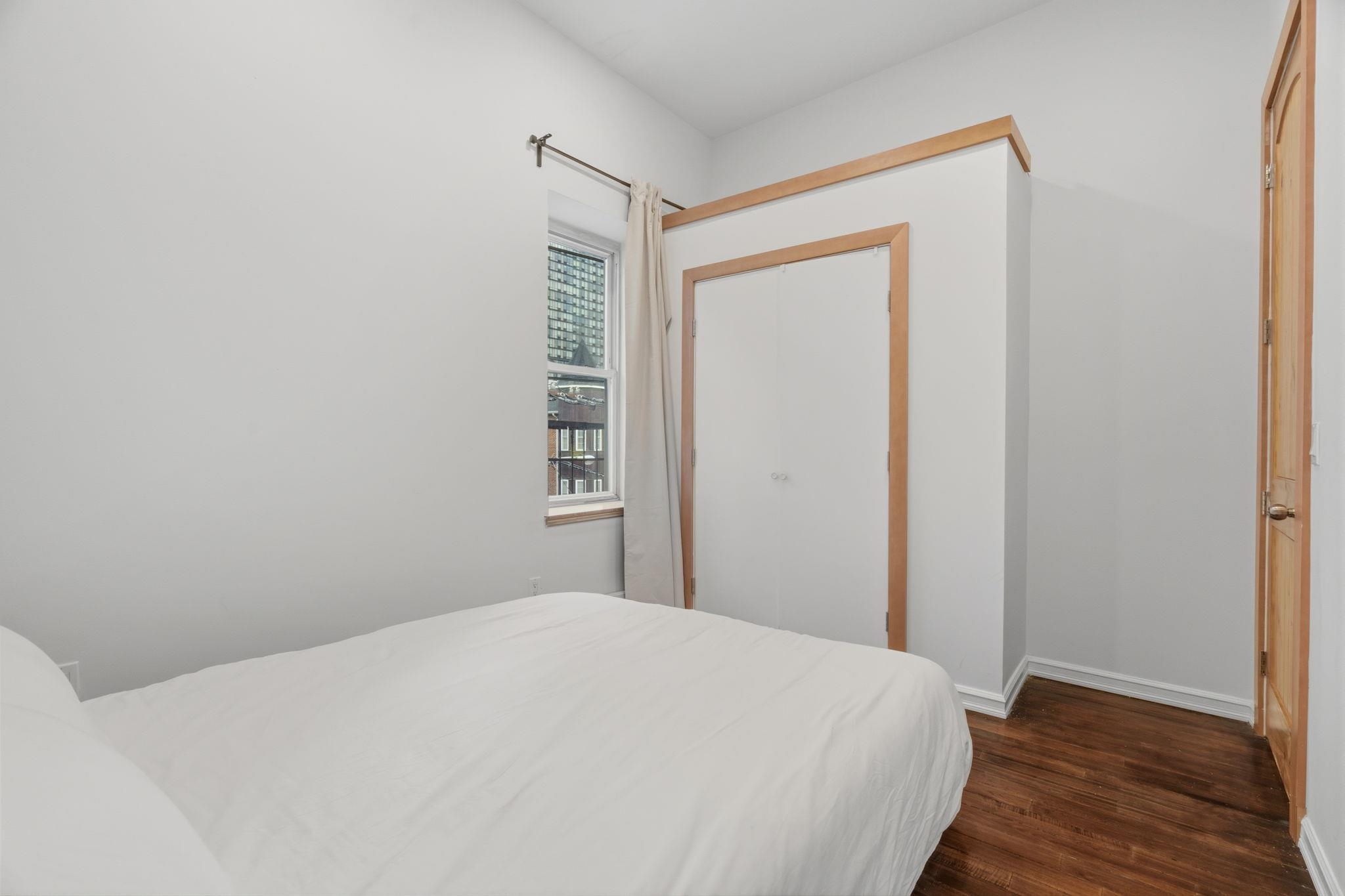 25 HIGH ST Unit: 4