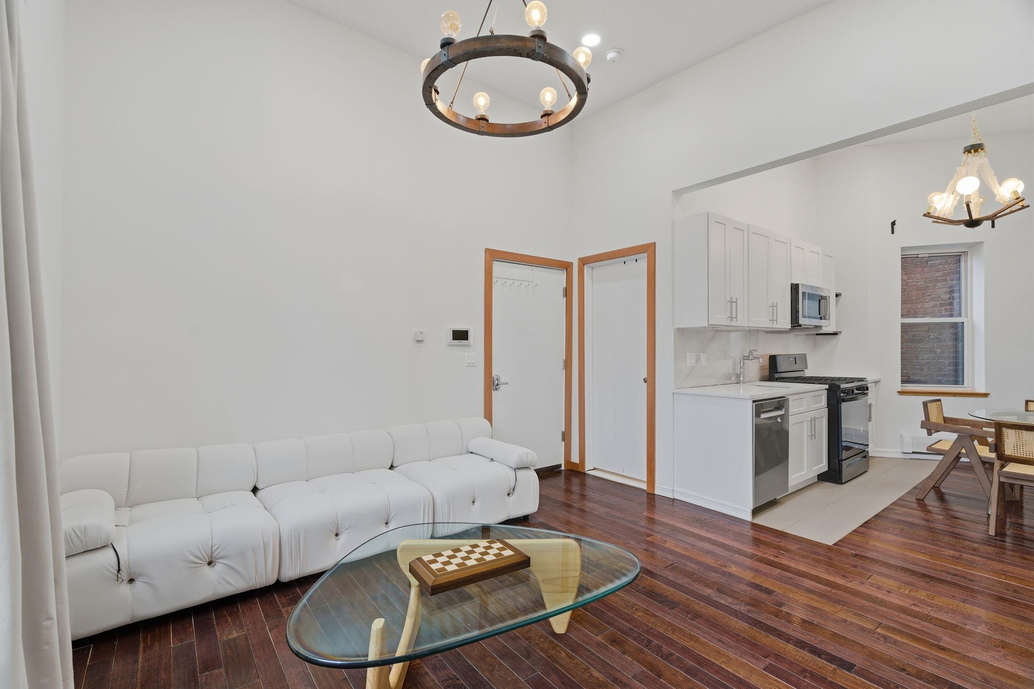 25 HIGH ST Unit: 4