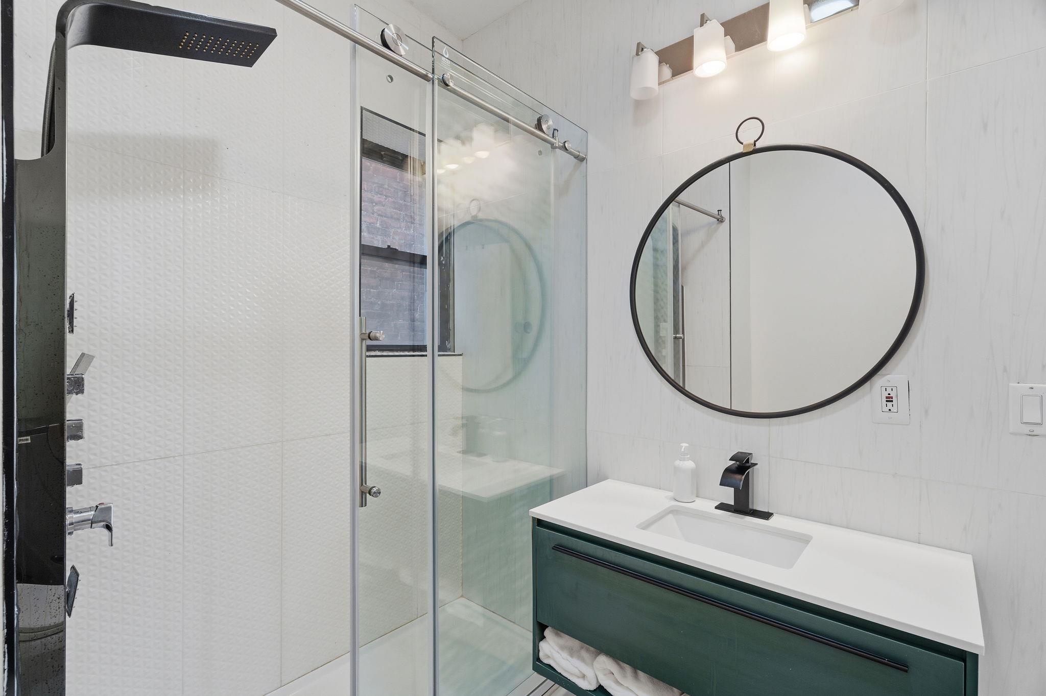 25 HIGH ST Unit: 4