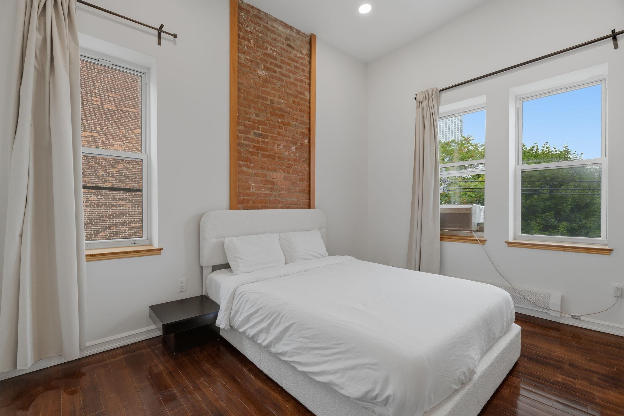 25 HIGH ST Unit: 4