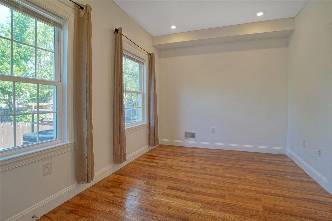 151 VAN HORNE ST Unit: 1