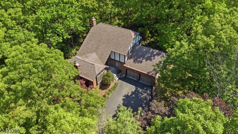 2 Carol Rd