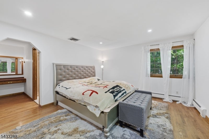 2 Carol Rd