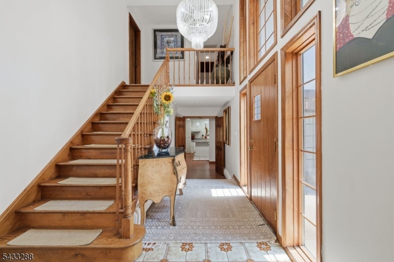 2 Carol Rd