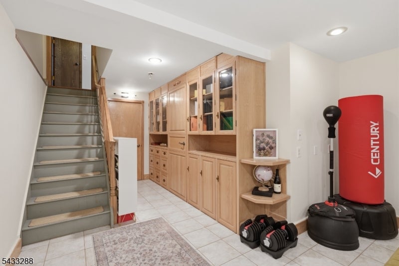 2 Carol Rd