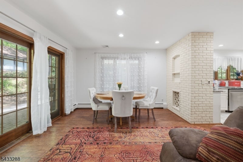 2 Carol Rd