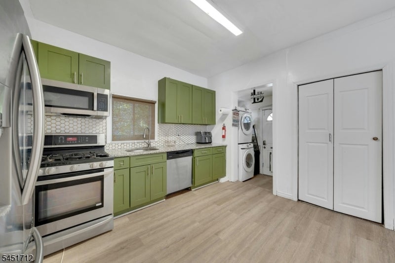 127 N 16Th St