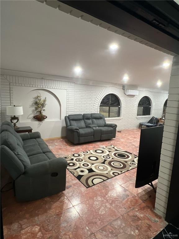 707 W Park Avenue