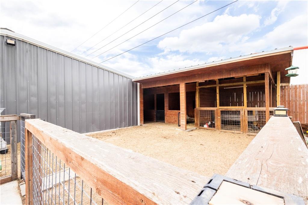 8404 Bougainvillea Drive
