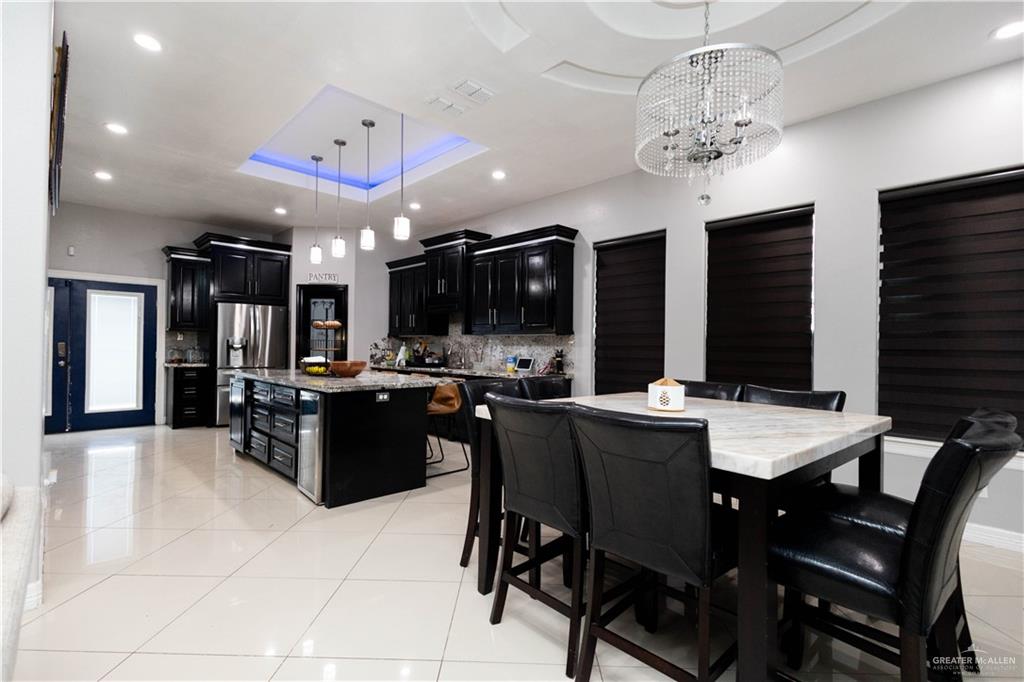 8404 Bougainvillea Drive
