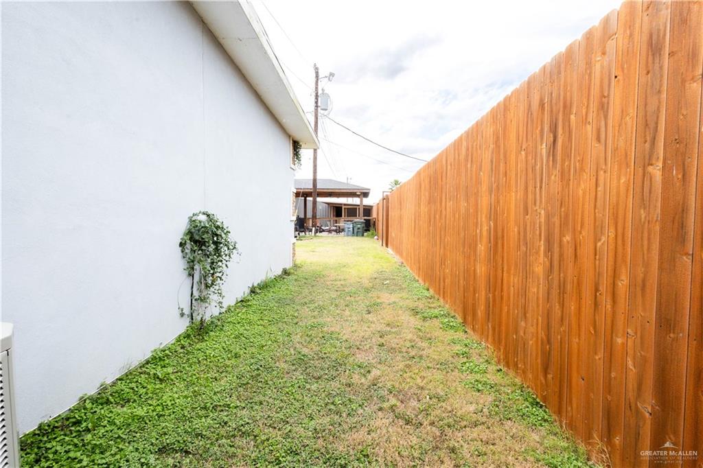 8404 Bougainvillea Drive