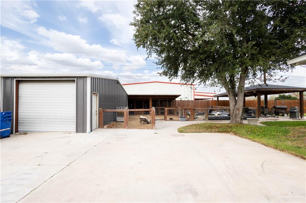 8404 Bougainvillea Drive