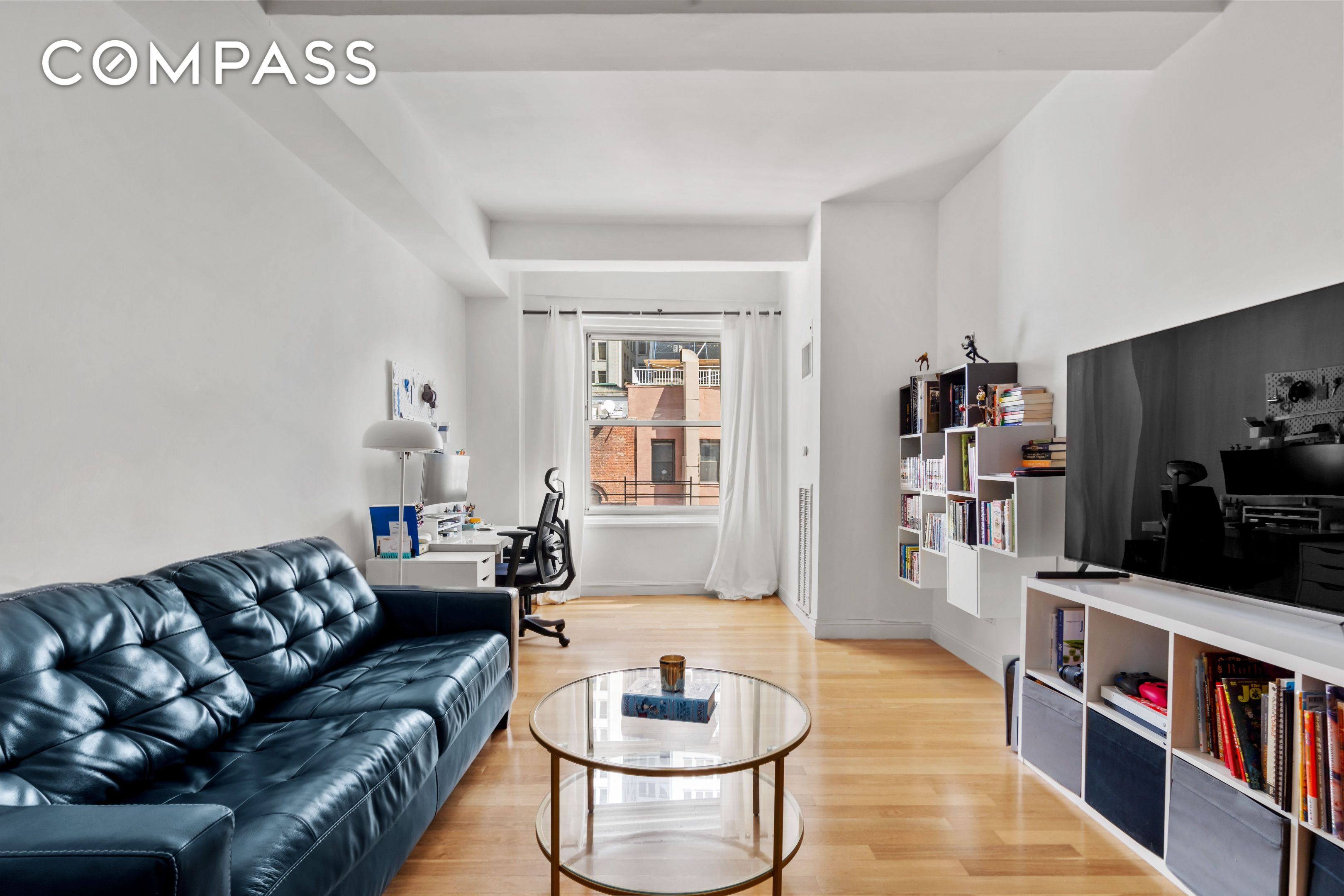 88 Greenwich Street 706