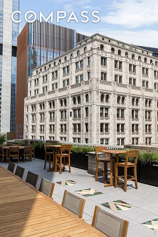 88 Greenwich Street 706