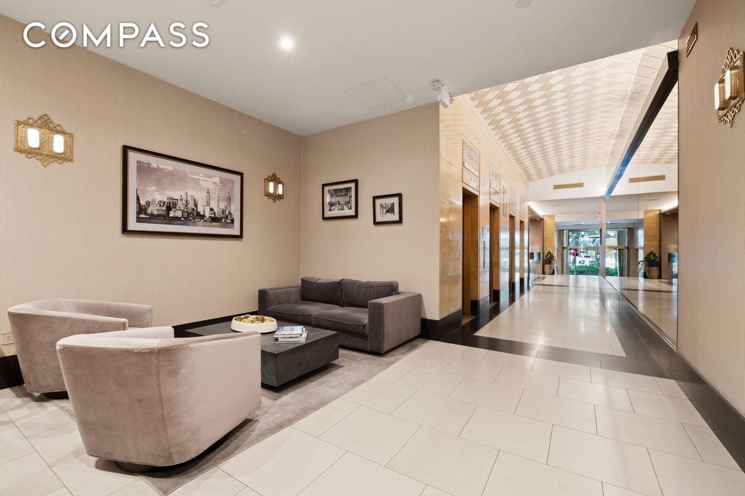 3 Hanover Square 19J