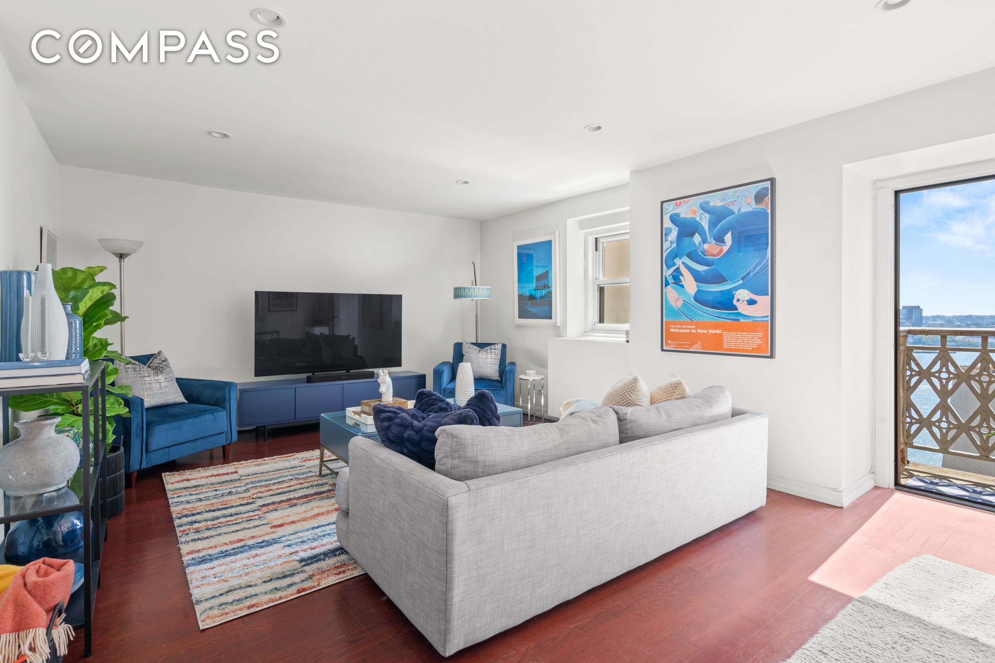 3 Hanover Square 19J