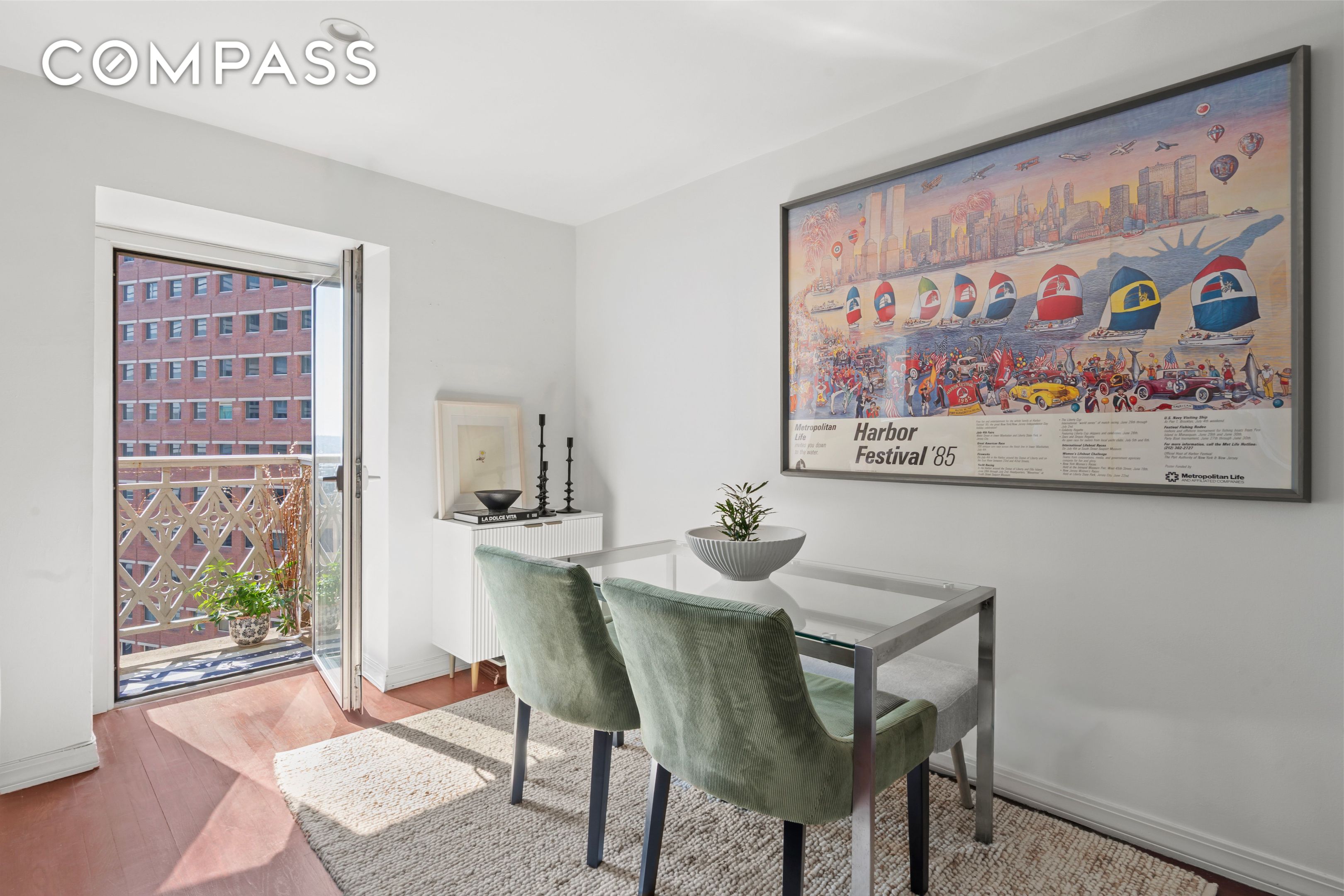 3 Hanover Square 19J