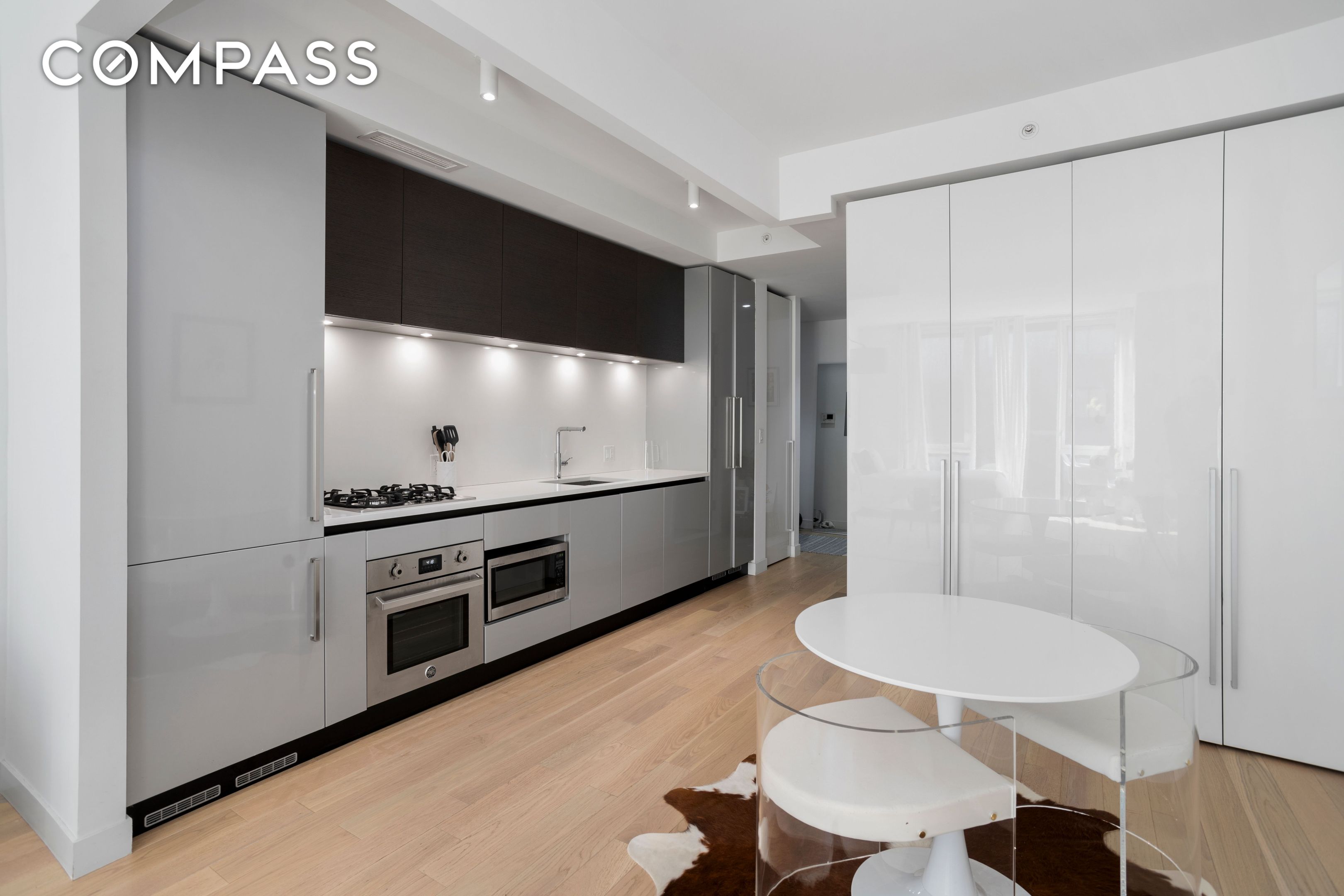 540 W 49th Street 405S