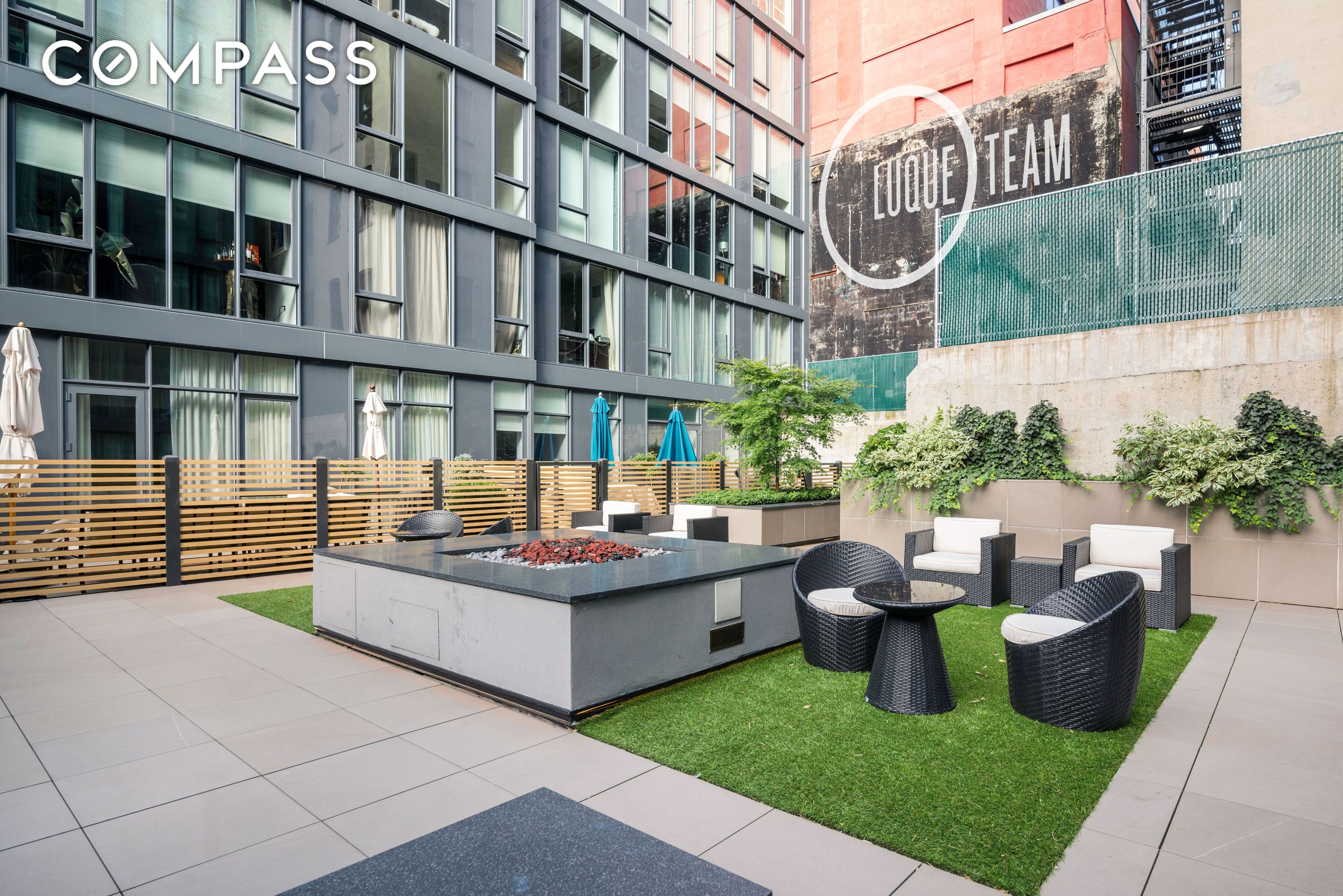 540 W 49th Street 405S