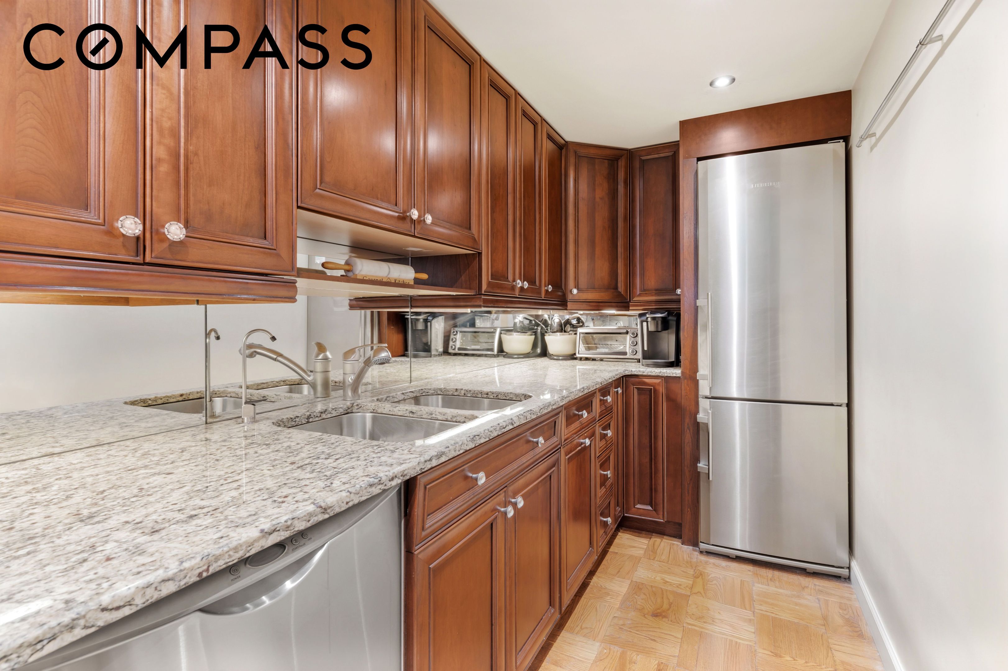 110 E 57th Street 4FG