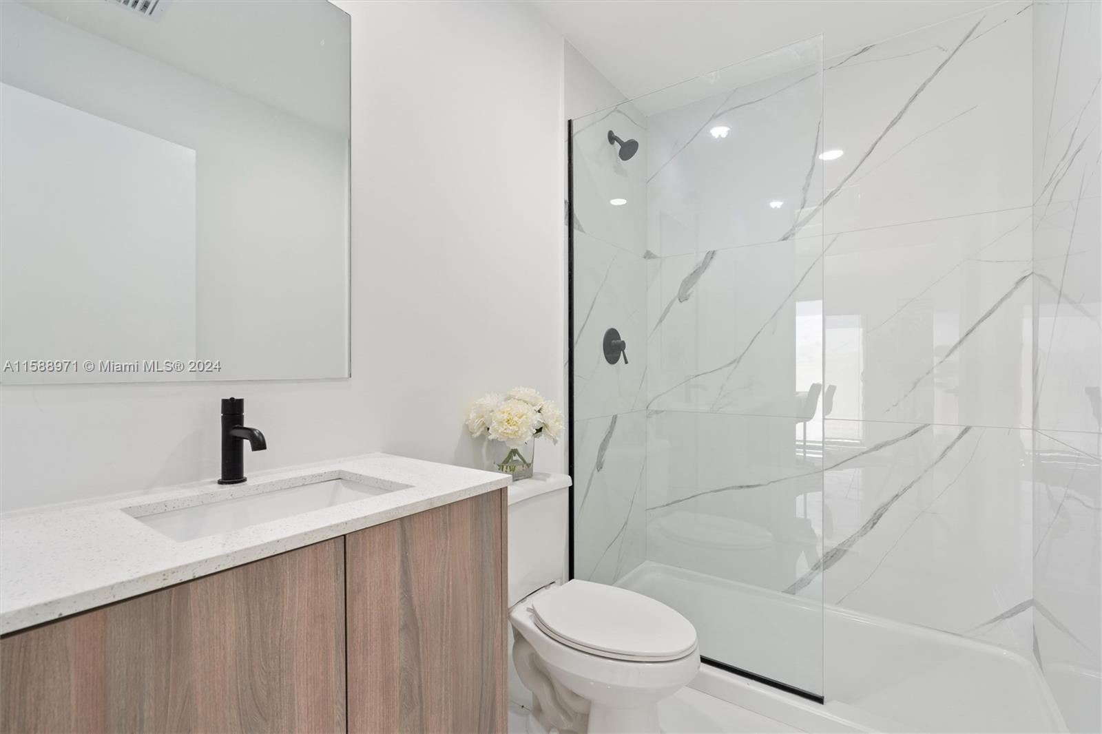 256 NW 13 CT